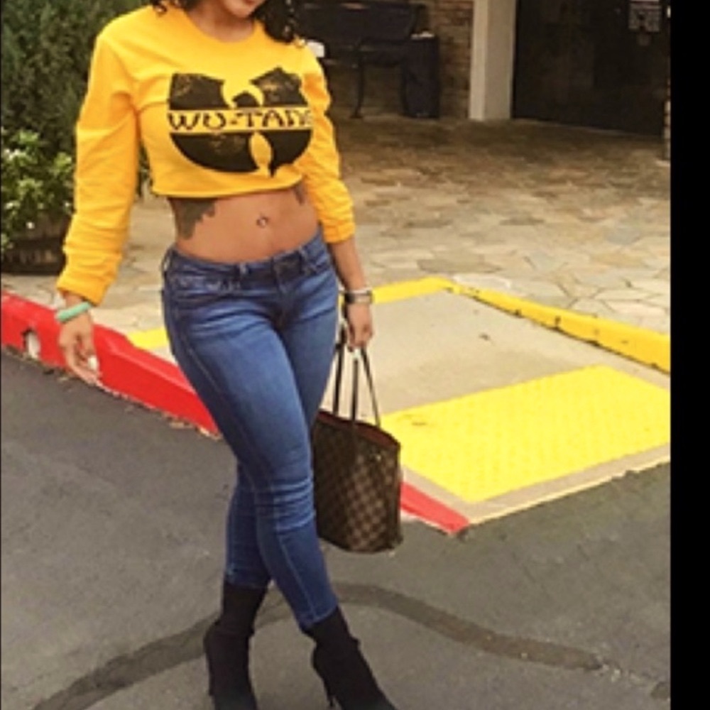 WU-TANG Distressed Print Yellow Long Sleeve Crop Top 🙏❌PRICE FIRM NO OFFERS ❌🙏 - Picture 5 of 12